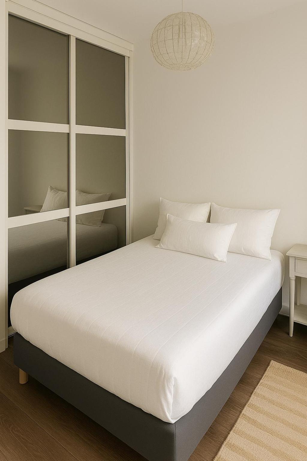 Le Petit Nid Urbain Apartment Левалоа-Пере Екстериор снимка